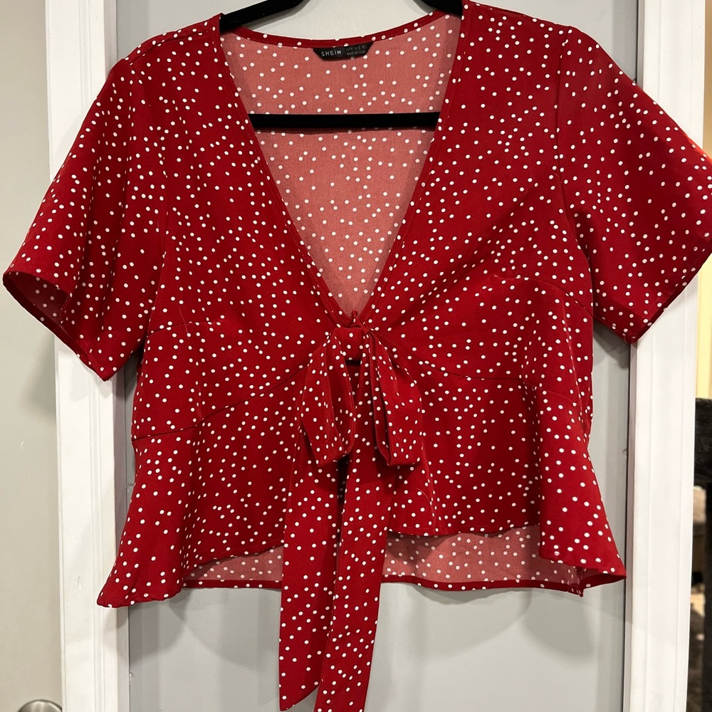 Summer blouse and crop top